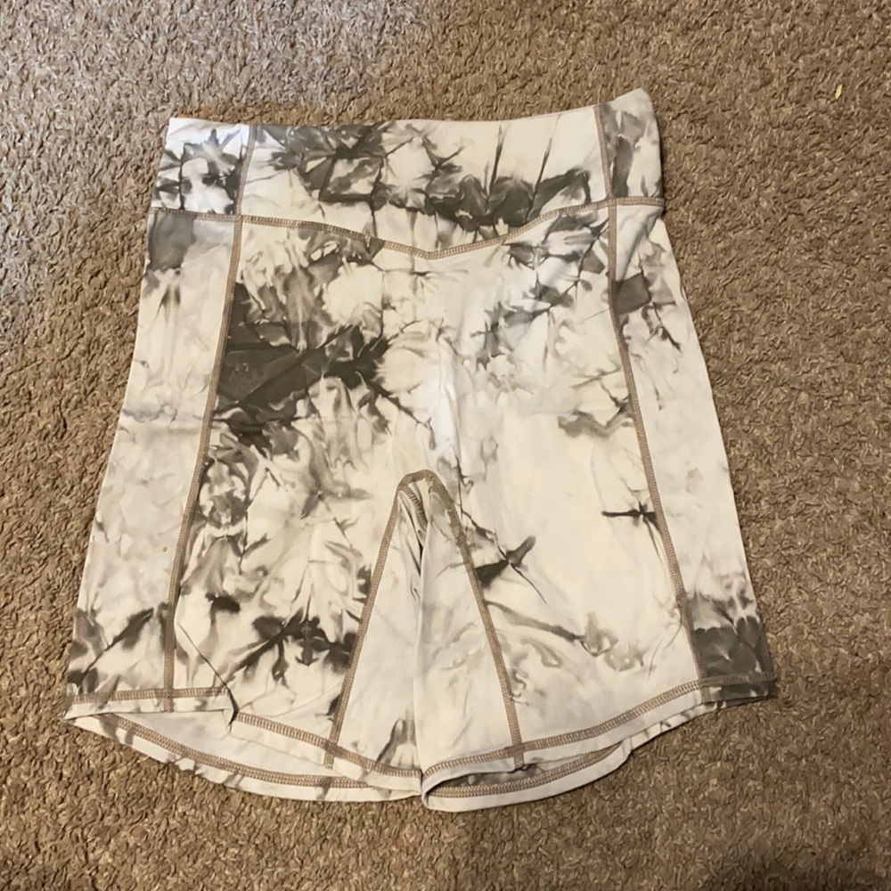 Balance athletica sea salt rider shorts